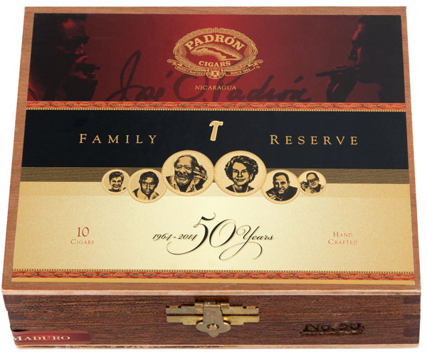 Padrón Family Reserve No 50 10 count box closed