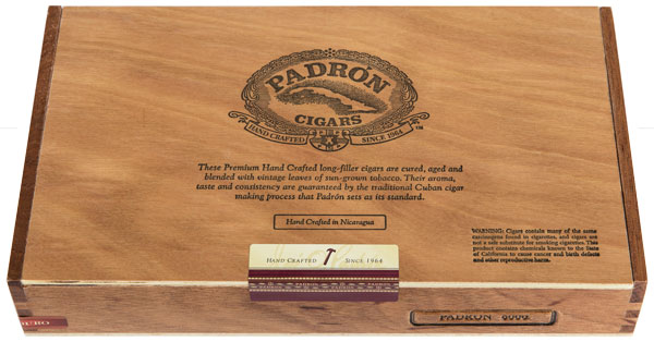 Padrón 6000 26 count box closed