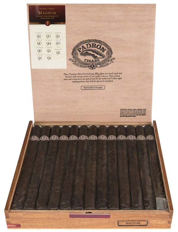 Padrón Magnum 26 count box - open