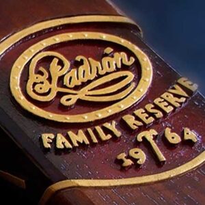 Padrón Family Reserve Hand Carved Cigar