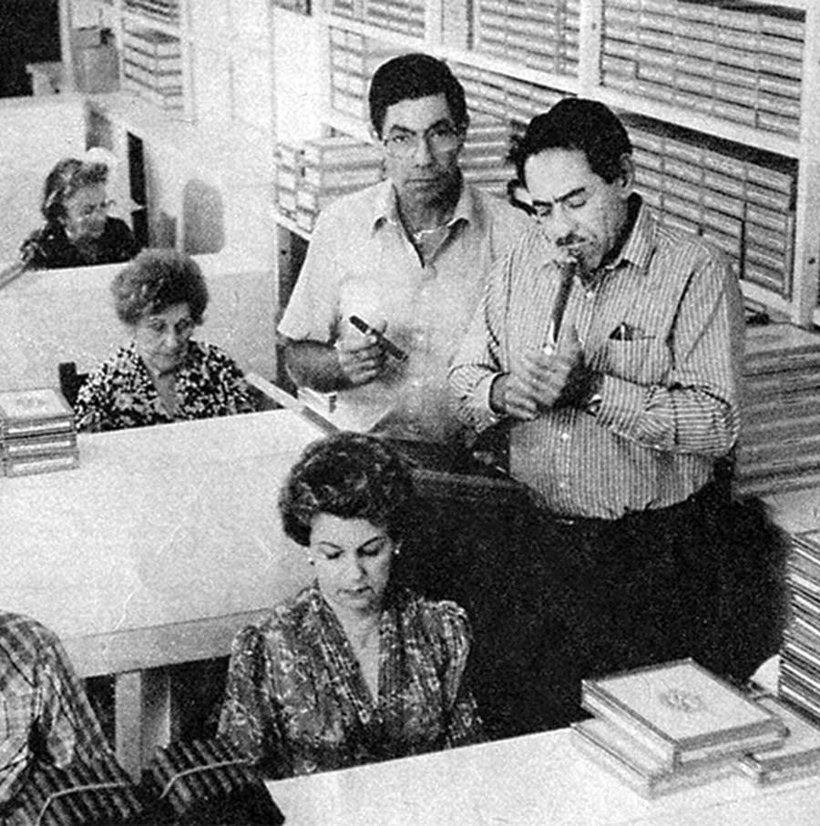 José O. Padrón and Rodolfo Padrón at the Miami factory with Emma Diaz.